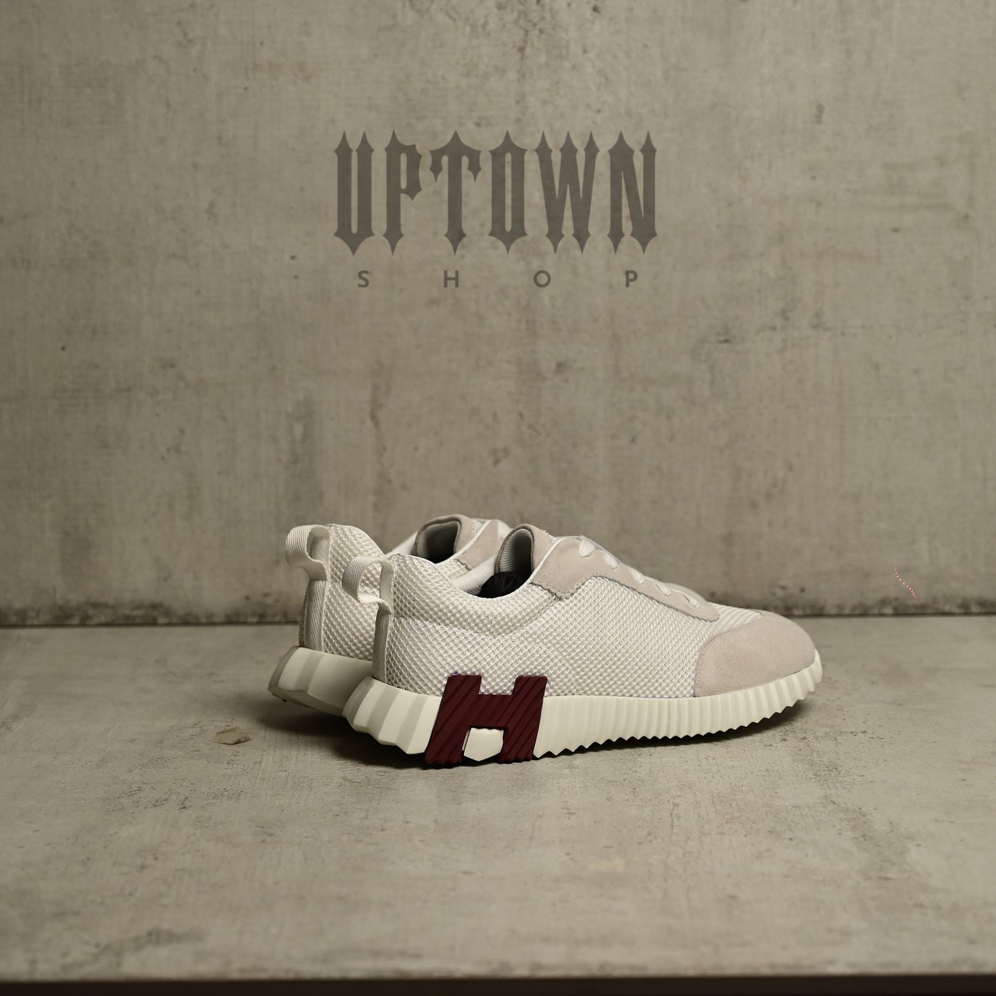 Hermes Bouncing White