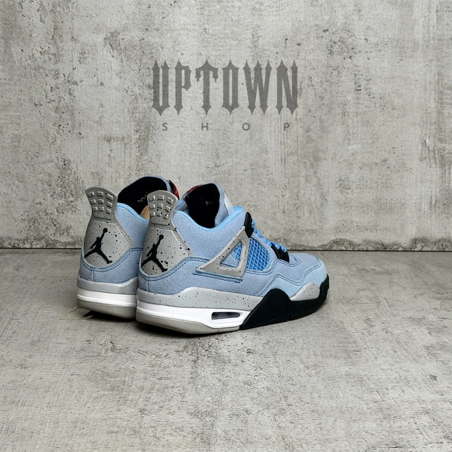 Jordan 4 University Blue