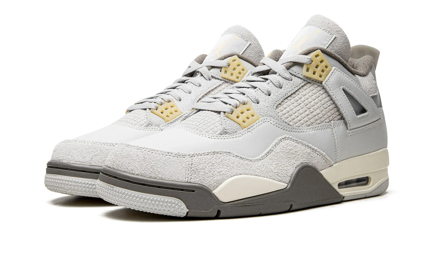 AIR JORDAN 4 RETRO SE CRAFT
"Photon Dust"