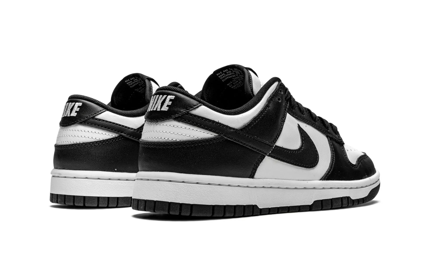 DUNK LOW
"Panda - Black / White"