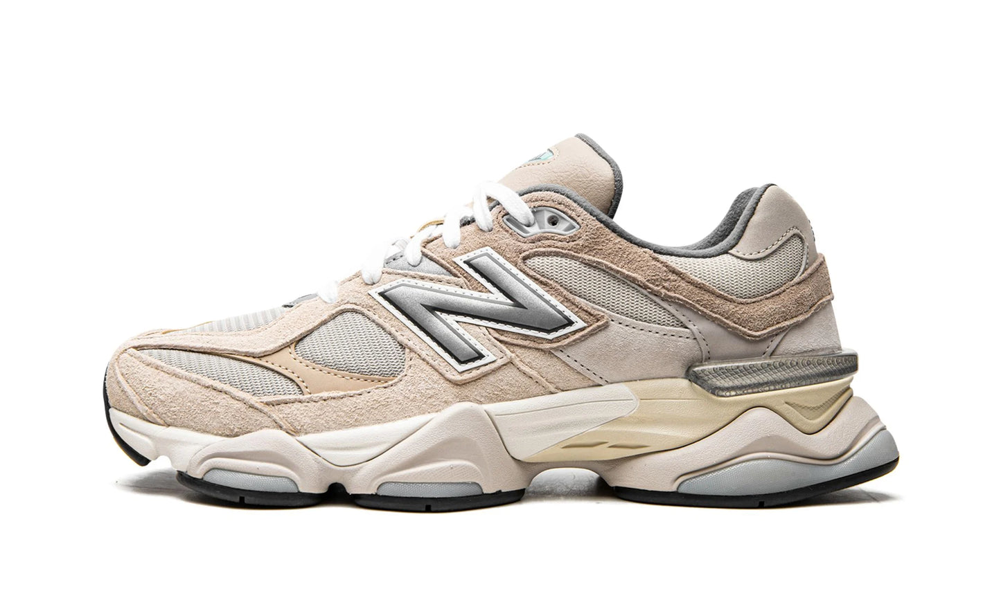 New Balance 9060 Sea Salt Surf