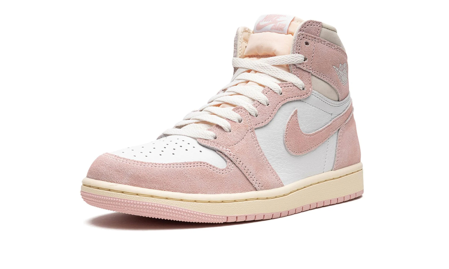 AIR JORDAN 1 WMNS
"Washed Pink"