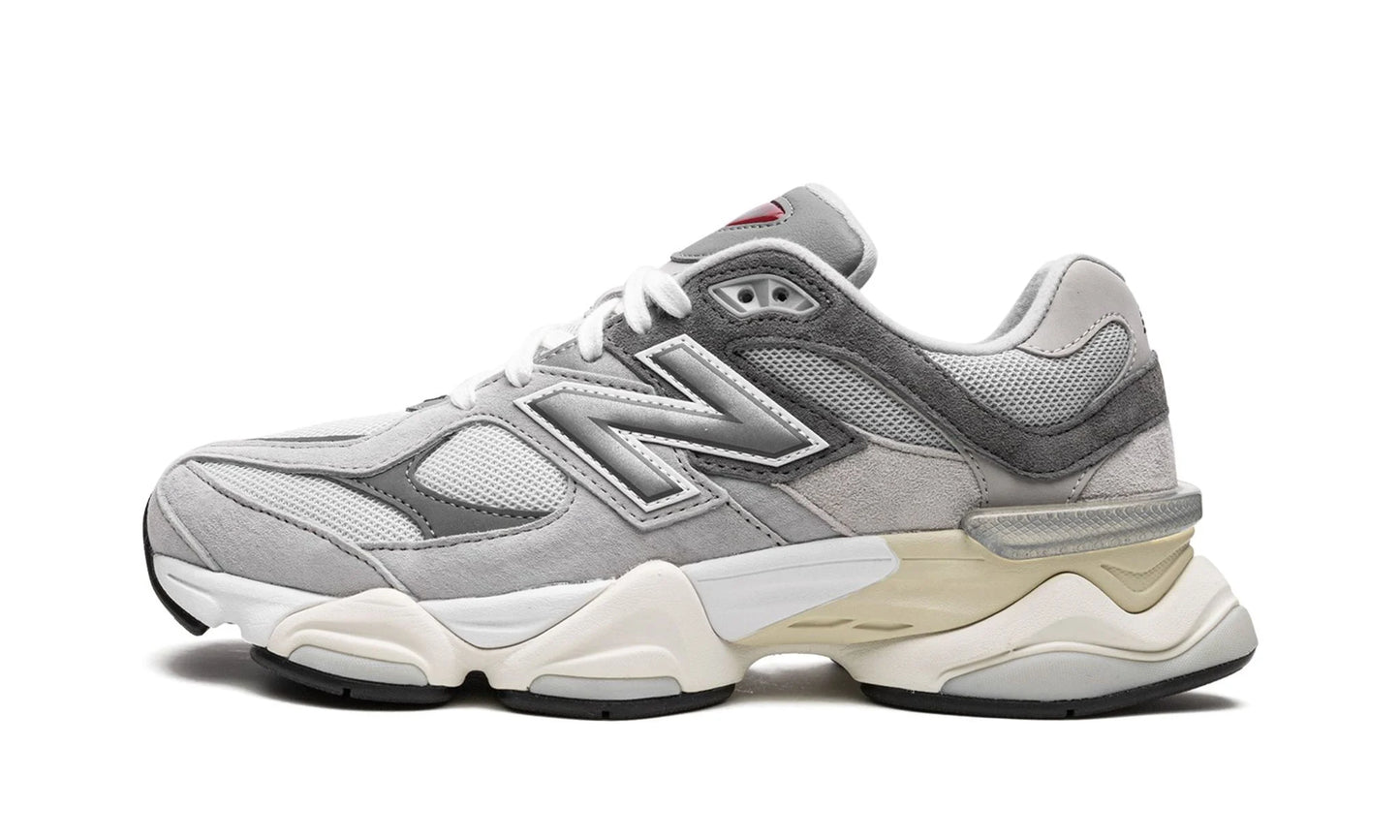 New Balance 9060 Grey