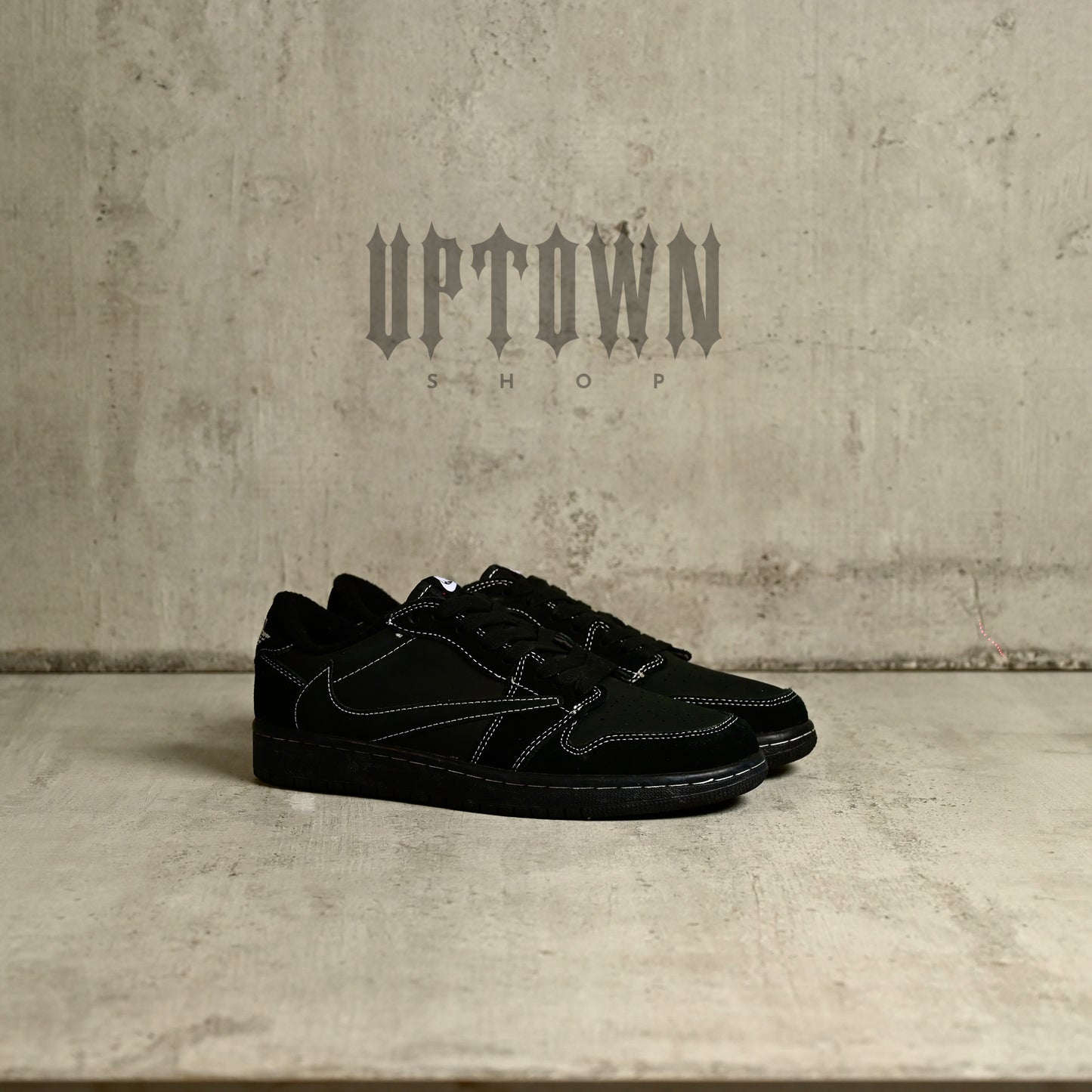 Jordan 1 low Travis Black