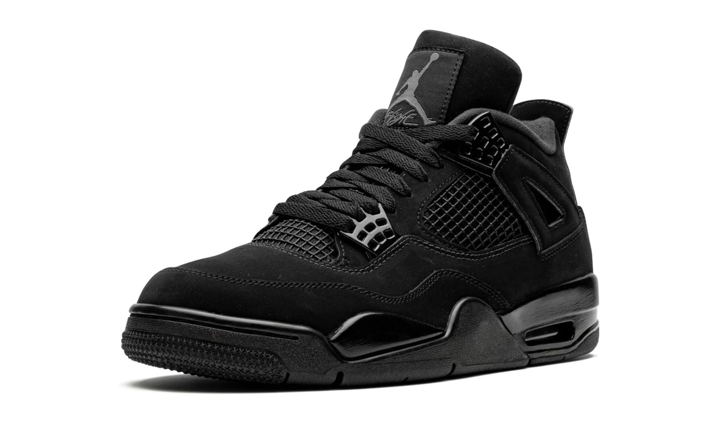 AIR JORDAN 4 RETRO
"Black Cat”