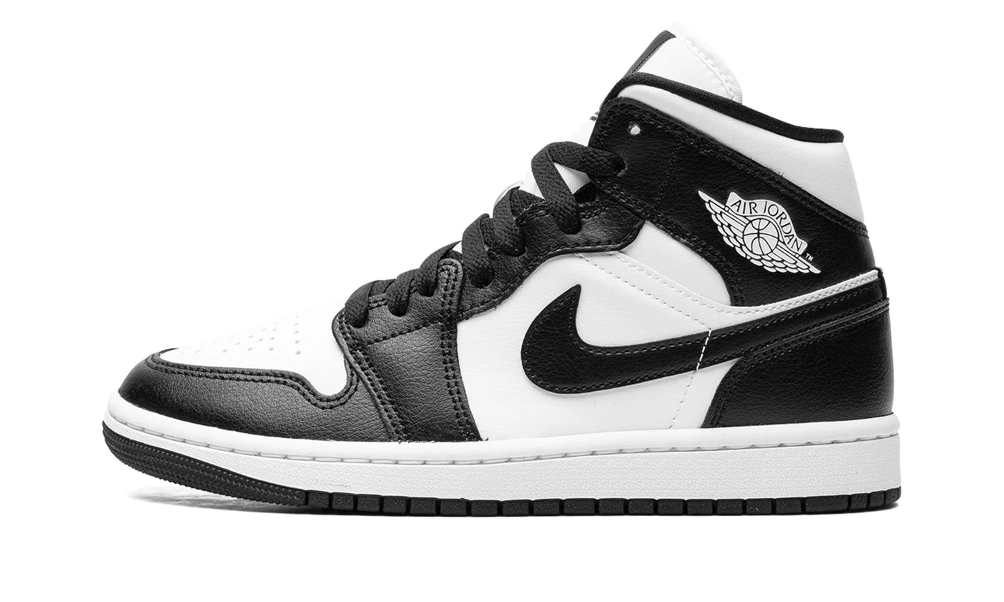 AIR JORDAN 1 MID MNS WMNS
"Panda"