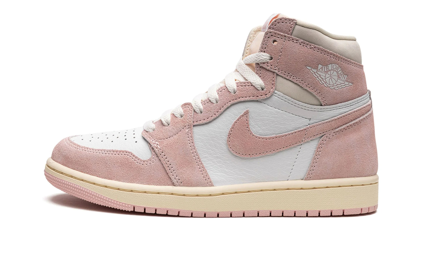 AIR JORDAN 1 WMNS
"Washed Pink"