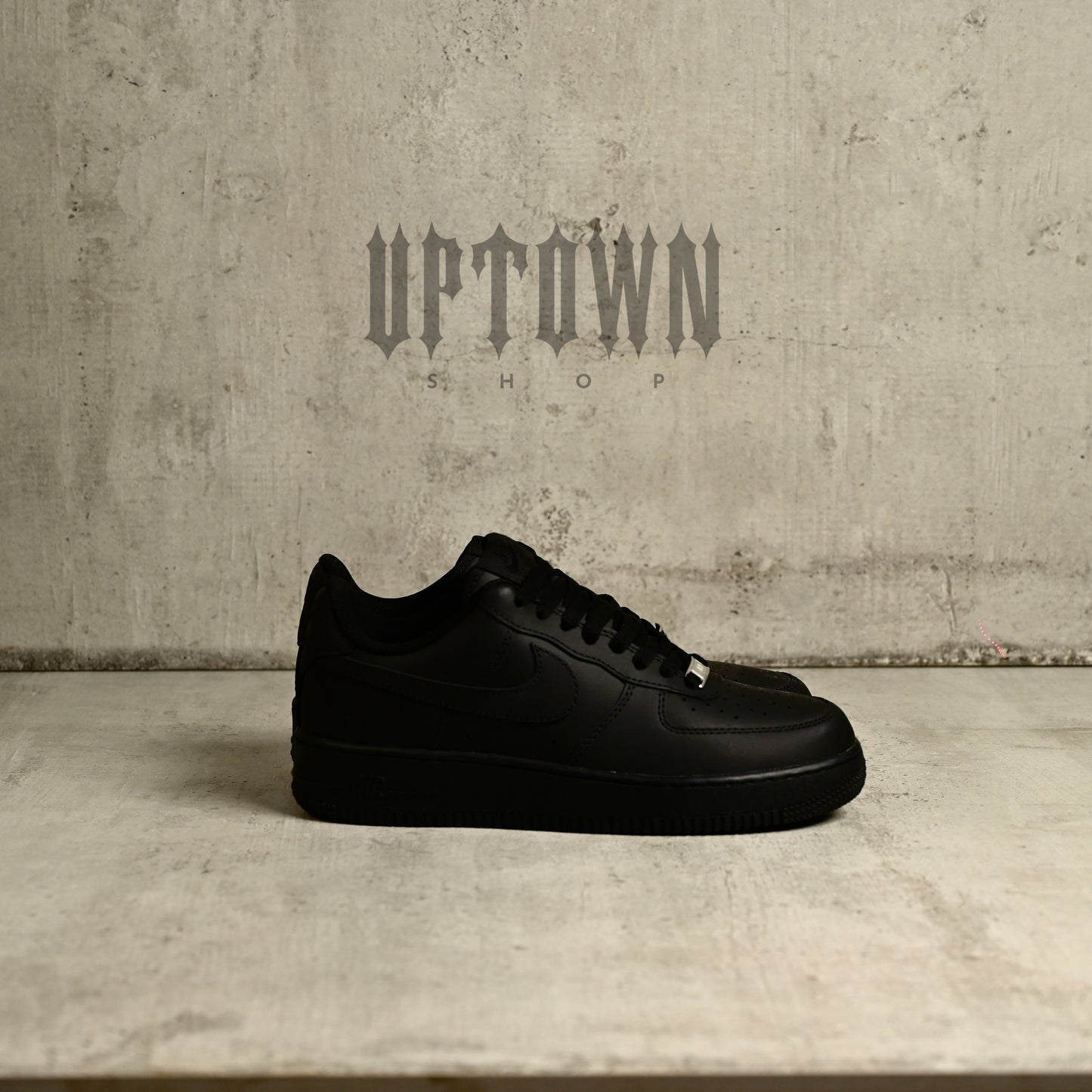 Nike Air Force 1 Black