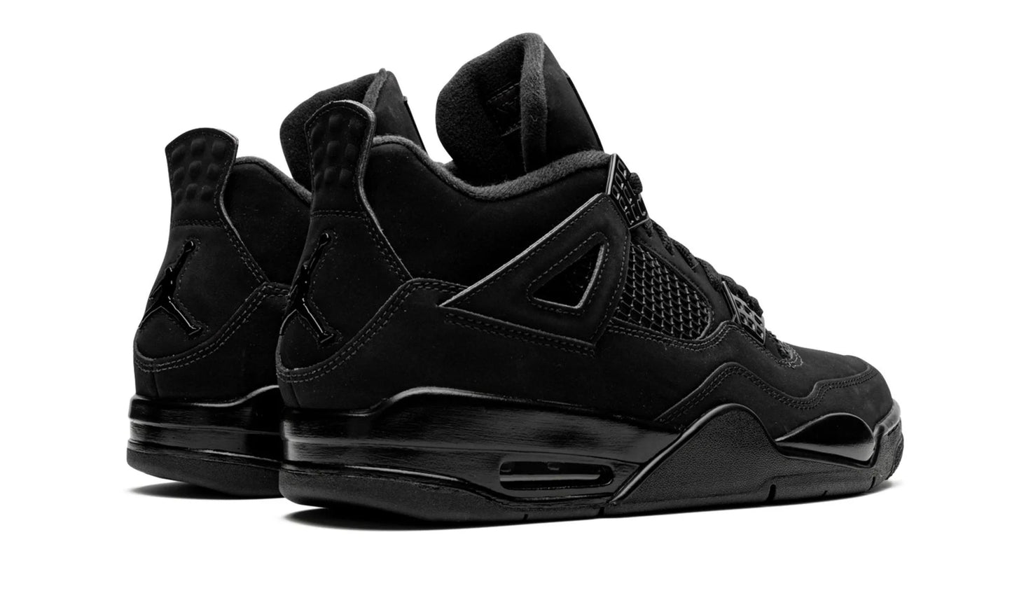 AIR JORDAN 4 RETRO
"Black Cat”