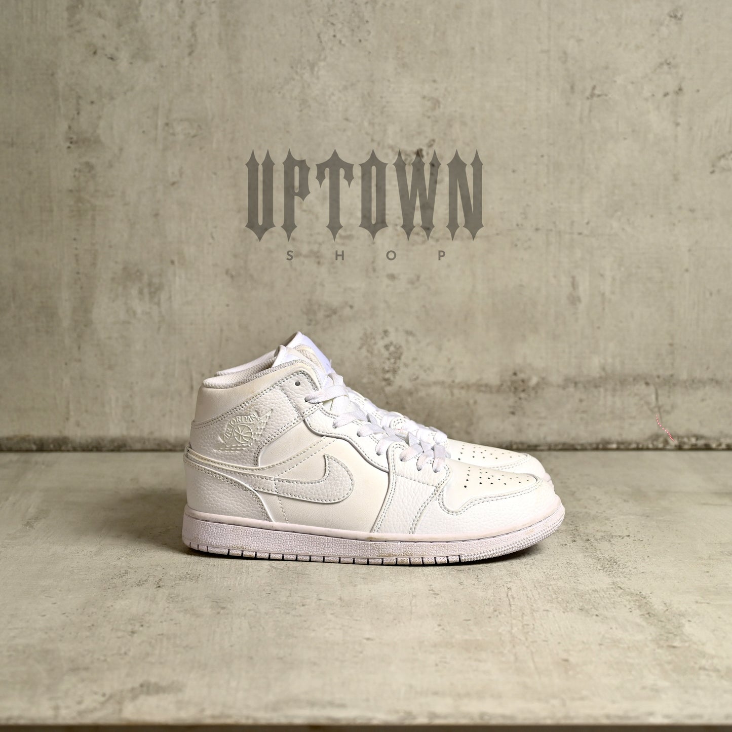 Jordan 1 tripple white