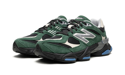 New Balance 9060 Forest Green