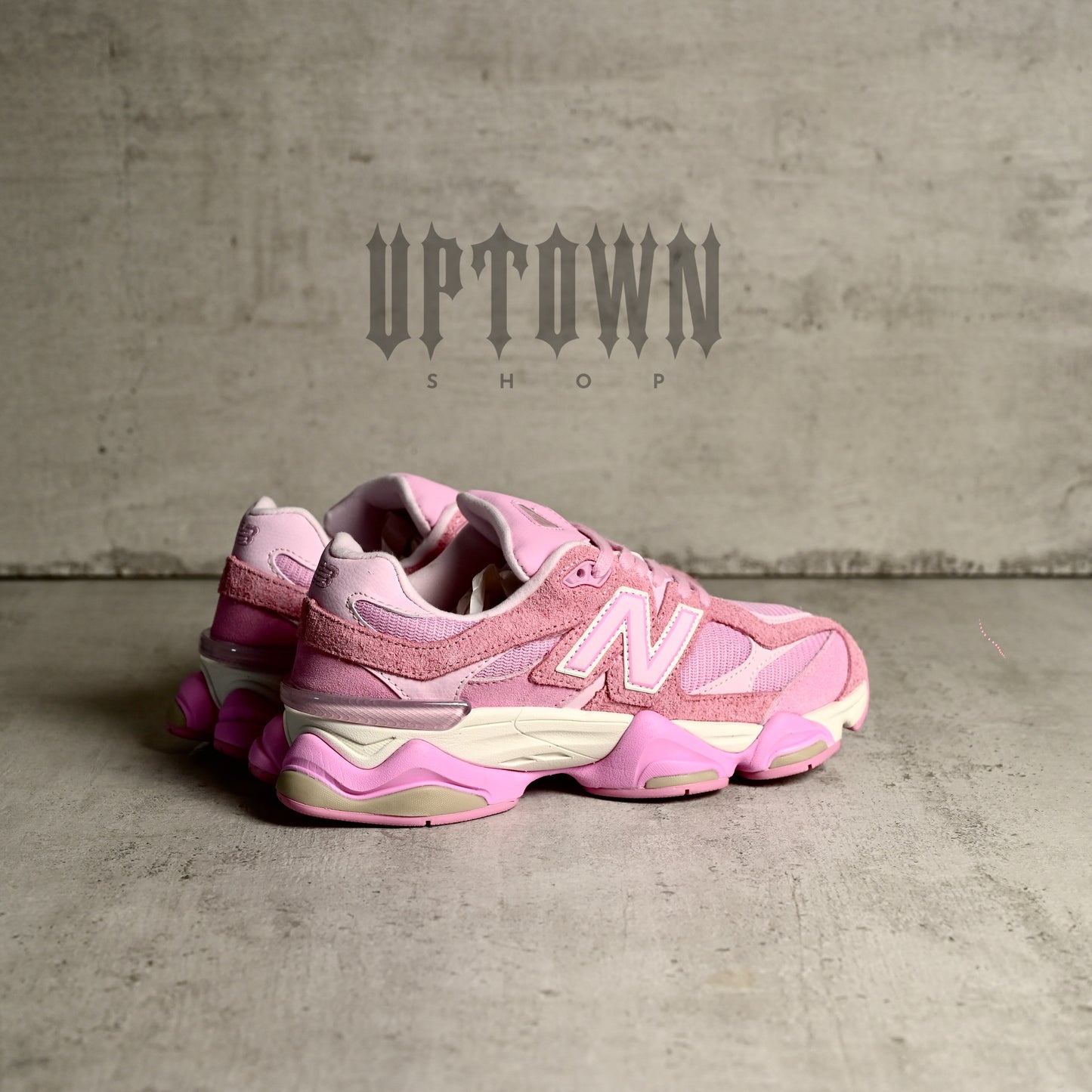 New Balance 9060 Pink