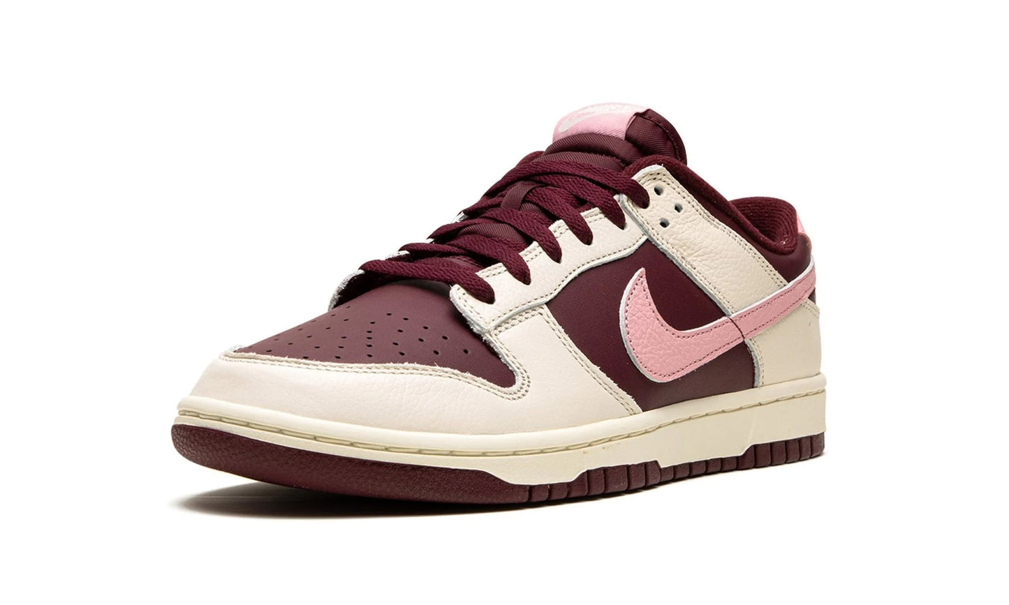 SB Dunk Valentines Day