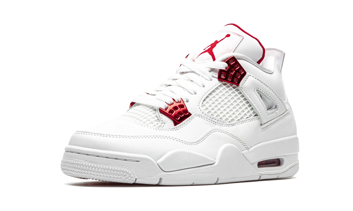 AIR JORDAN 4 RETRO
"Metallic Pack - University Red"