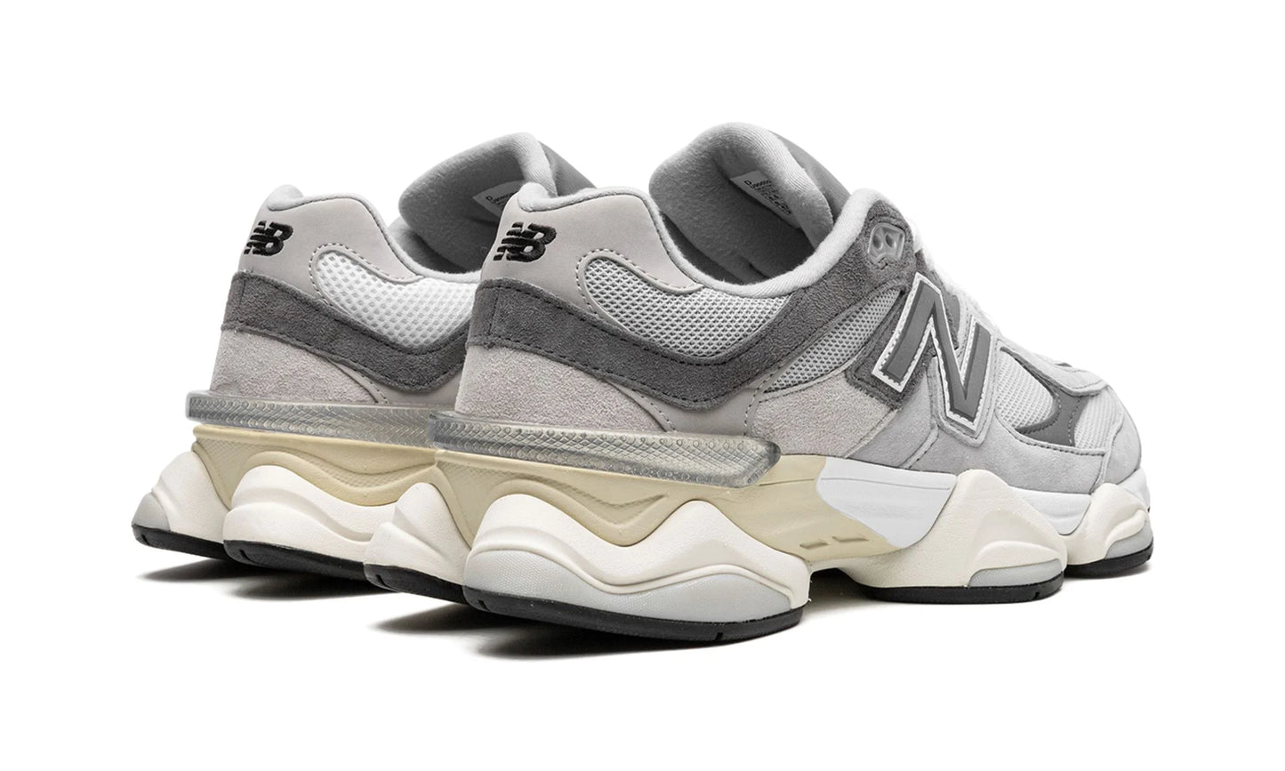 New Balance 9060 Grey