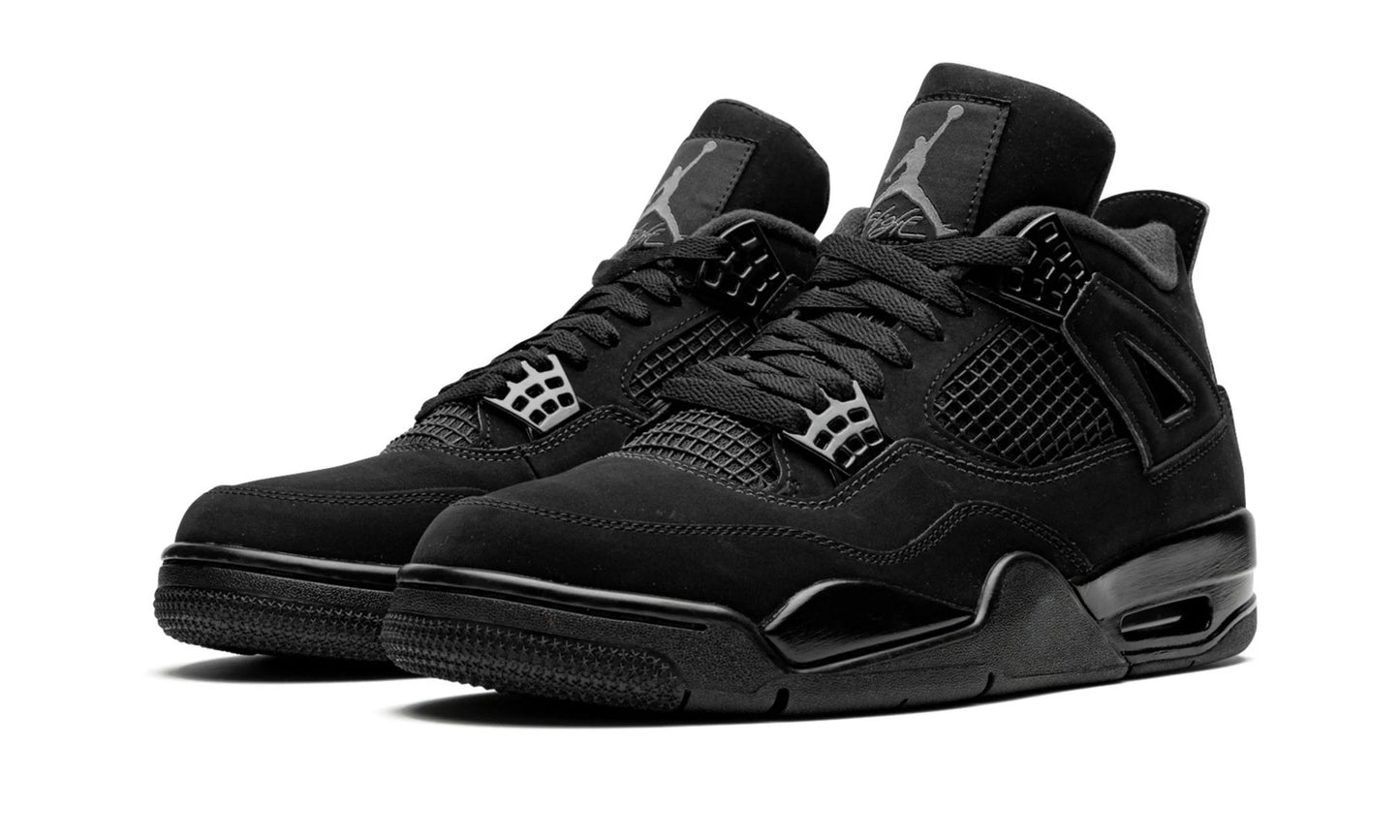 AIR JORDAN 4 RETRO
"Black Cat”