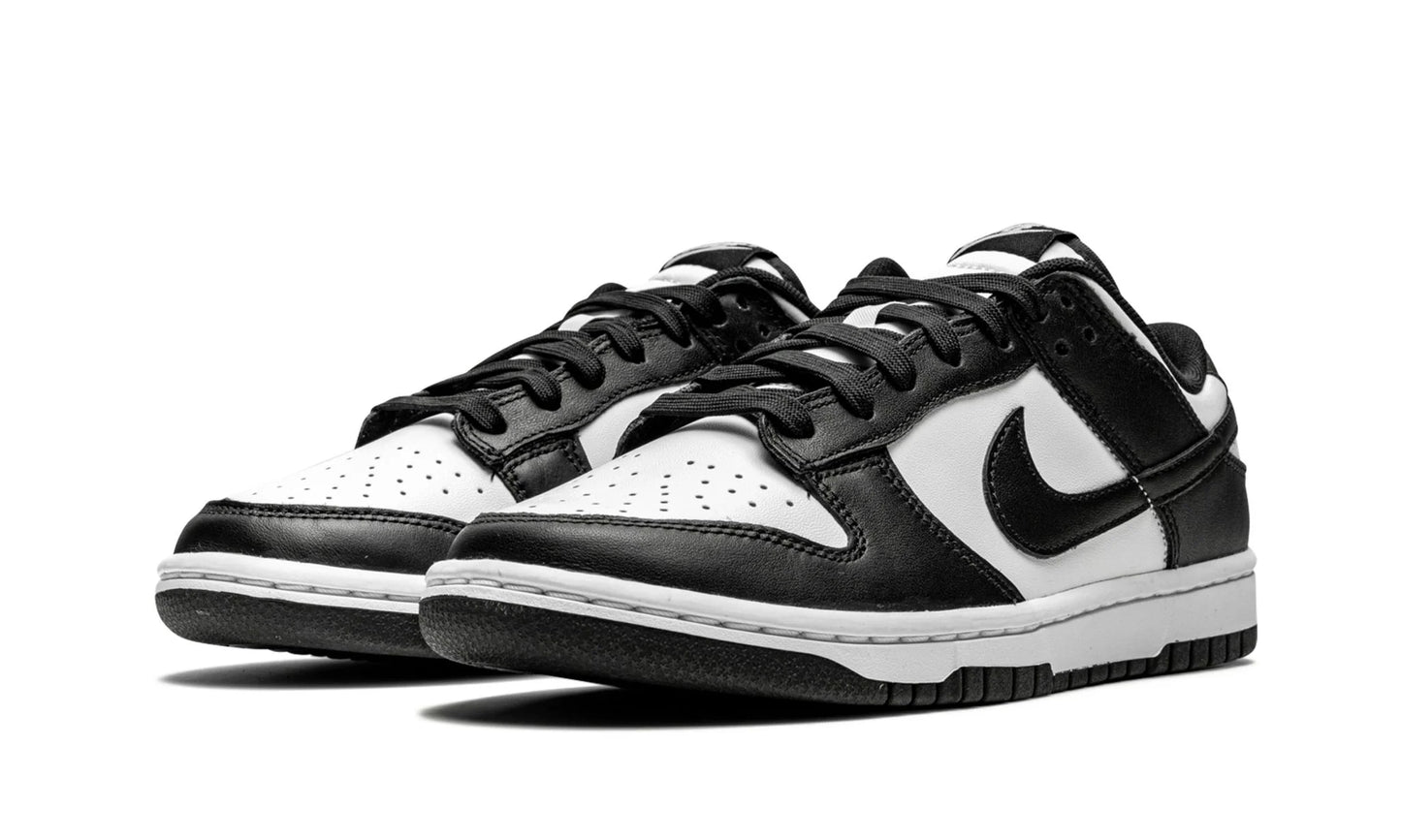 DUNK LOW
"Panda - Black / White"