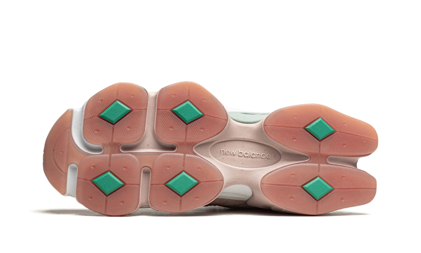 New Balance 9060 Inside Voices pink