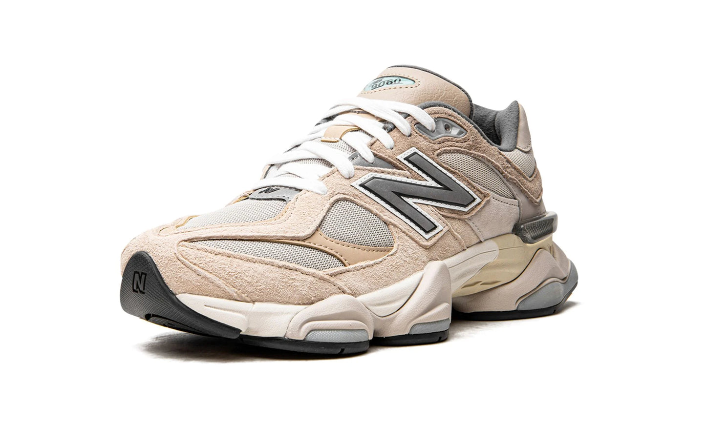 New Balance 9060 Sea Salt Surf