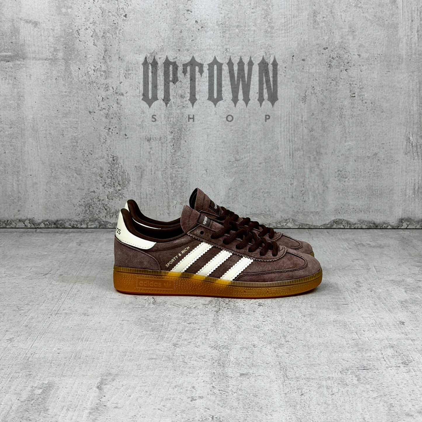 Adidas sporty & rich brown