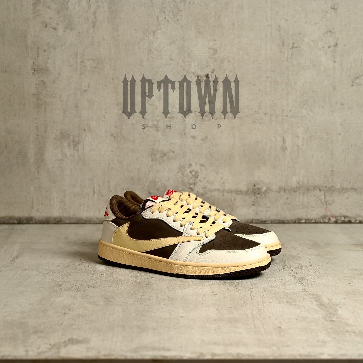 Jordan 1 low Travis Mocha