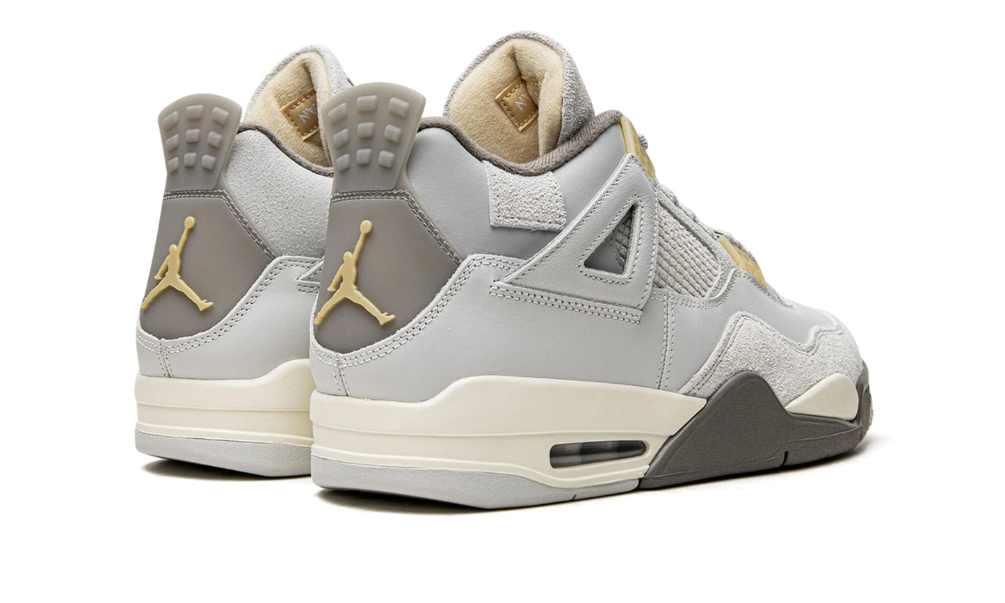 AIR JORDAN 4 RETRO SE CRAFT
"Photon Dust"