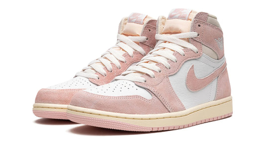 AIR JORDAN 1 WMNS
"Washed Pink"