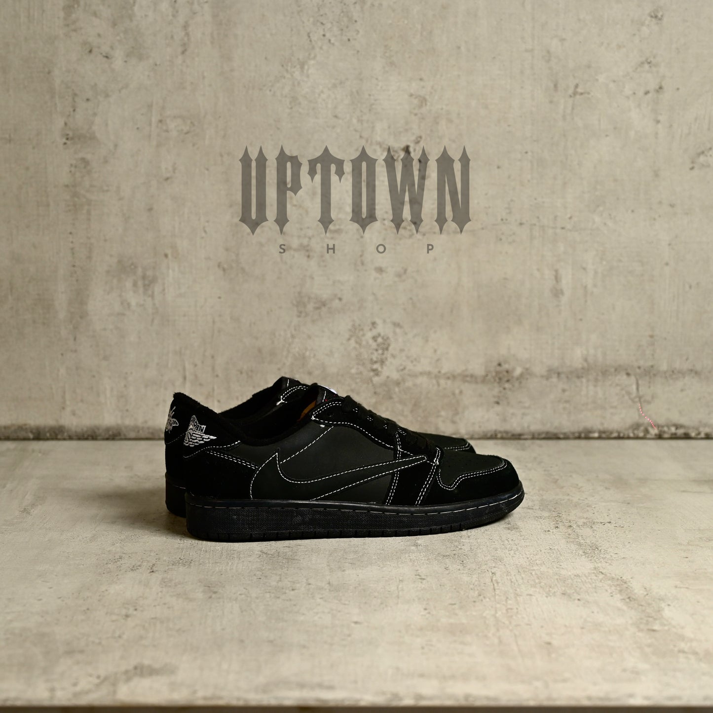 Jordan 1 low Travis Black