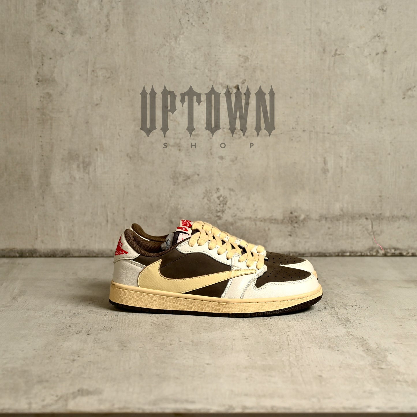 Jordan 1 low Travis Mocha