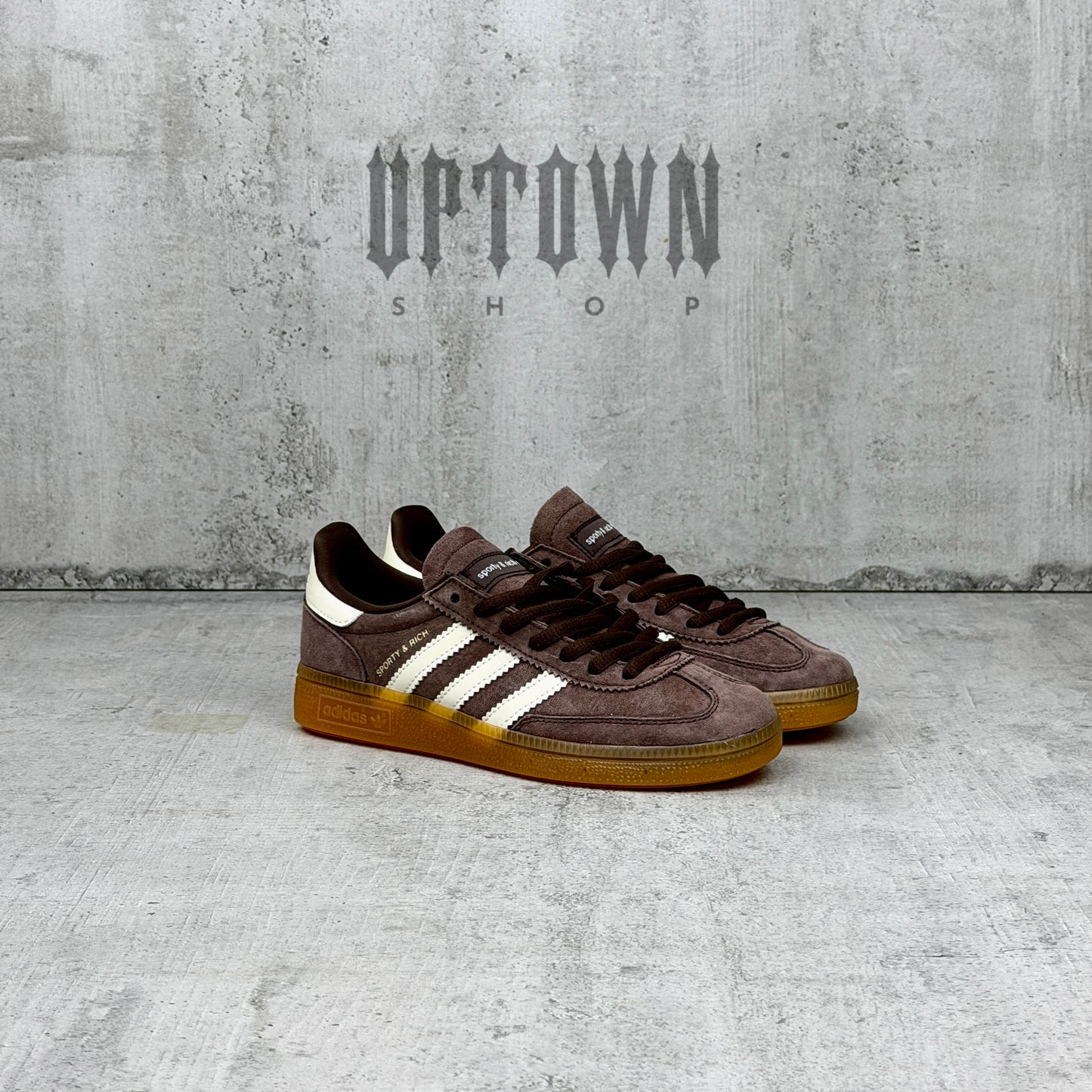 Adidas sporty & rich brown