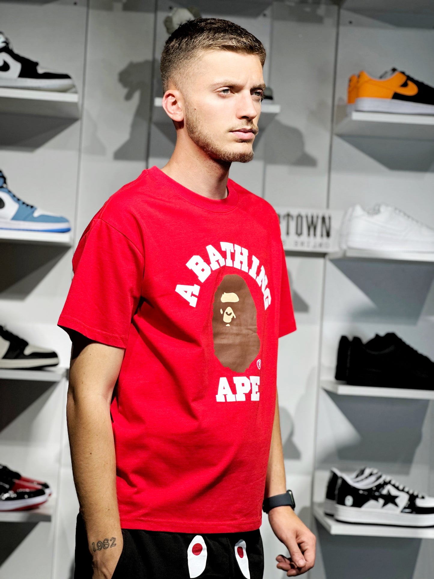 A BATHING APE T SHIRT